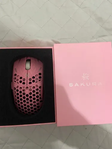 Finalmouse ULX Sakura Large
