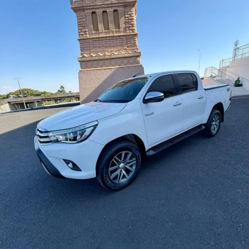 Toyota Hilux CD SRX 4X4 2.8 TDI 16V Diesel Aut. 2018