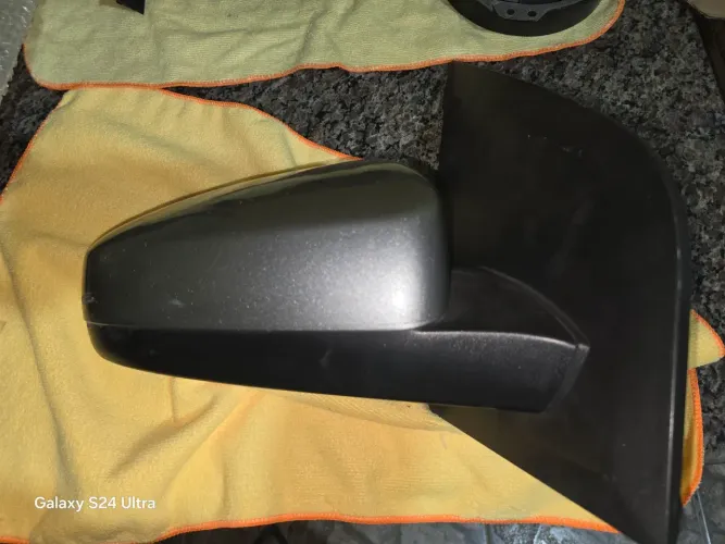 Retrovisor Nissan Sentra 2008 lado direito original 