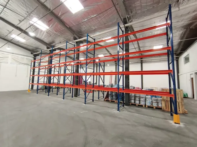 Prateleira para carga de 2000kg
