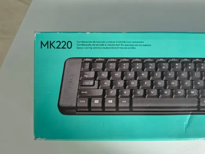 Teclado e mouse sem fio Logitech
