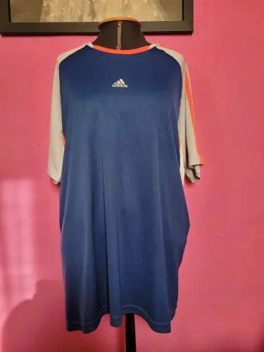 camisa dry fit azul e cinza adidas<br>tam gg
