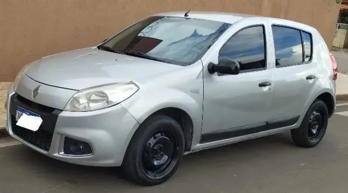 Renault Sandero Expression Hi-flex 1.6 8V 5P 2013