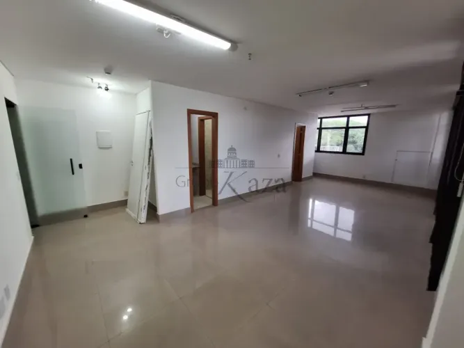 Sala Comercial - Edifício Oswaldo Cruz - Centro - 52m².