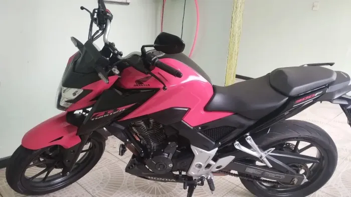 Cb 300F 2023