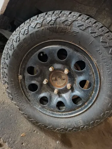 Pneu 205 70 r15   at ñ ht mt mud  bf goodrich xbri jimny vitara saveiro crossfox  strada