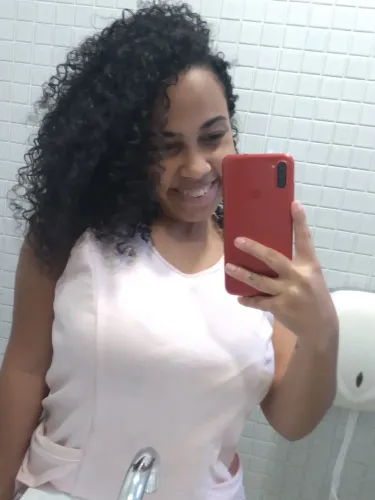 Babá disponível 