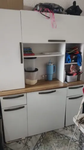 Estou doando móveis