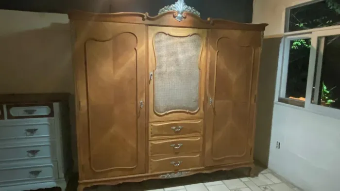 Guarda Roupa Madeira Maciça