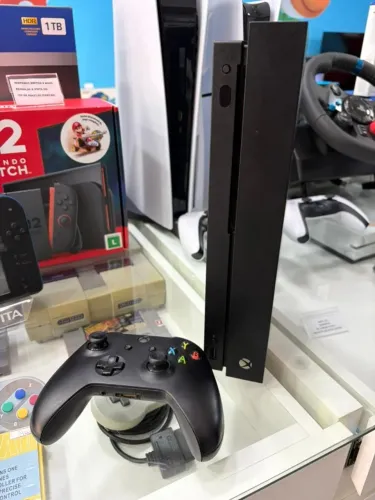 Xbox One X 4k puro game lindo 3 meses de garantia