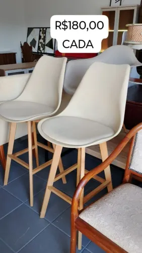 Banqueta Alta Base Fixa (R$180,00 Cada )
