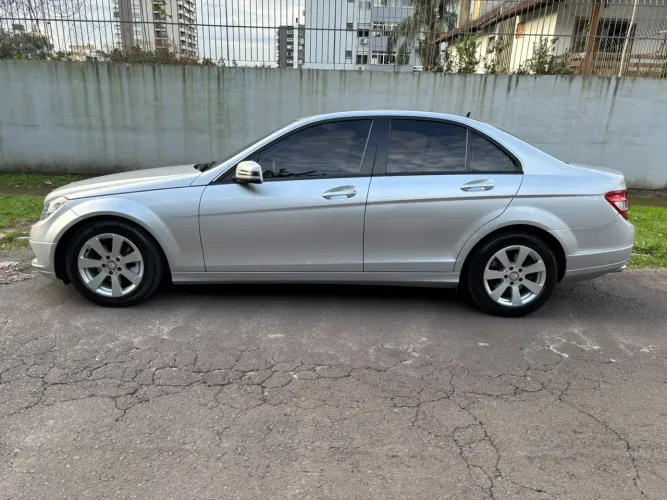 Mercedes-Benz C-200 Kompressor Classic 1.8 16V Aut. 2010