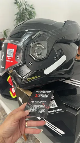 Capacete