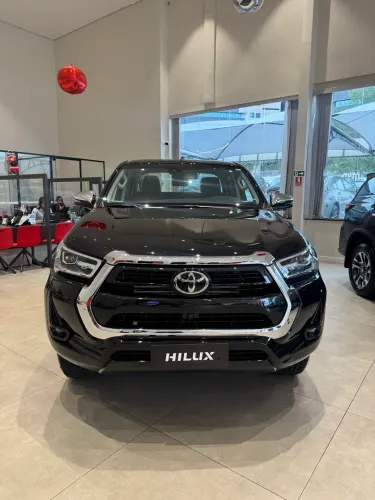 Toyota Hilux CD SRX 4X4 2.8 TDI 16V Diesel Aut. 2026