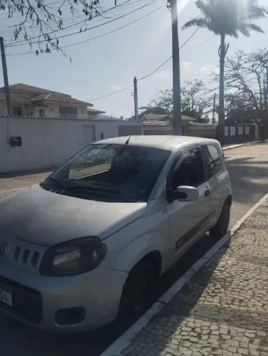Fiat Uno Vivace 1.0 EVO Fire Flex 8V 3P 2012