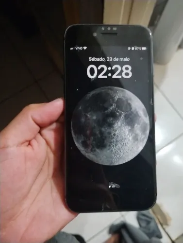 iPhone 8 com defeito