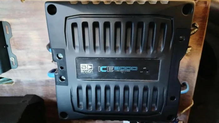 Vendo ou troco banda ice 3k 2 ohm 