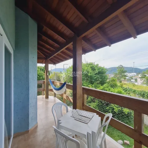 CASA A VENDA EM CONDOMINIO PROXIMO A PARAI DO CAMPECHE