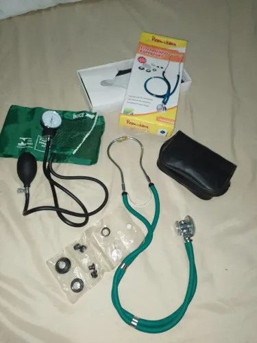 Kit Esfigmomanômetro + Estetoscópio 