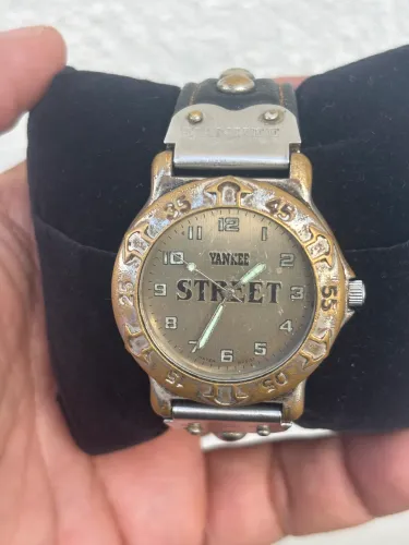 Relógio anos 90 Yankee Street colecionável 