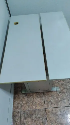 Mesa para home office/ escritório