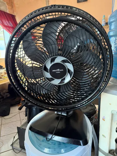 VENDO VENTILADORES USADOS VÁRIOS MODELOS