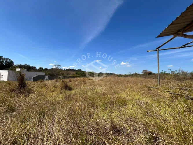 Terreno para chácara no Condomínio Paraíso de Maragogi em Limeira-SP