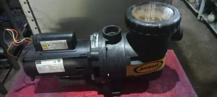 Bomba de Piscina Jacuzzi 1 HP