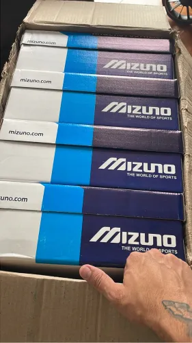 Tênis Mizuno wave beta