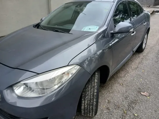 Renault Fluence Sed. Dynamique 2.0 16V Flex Aut. 2011