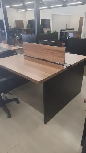 Mesa de escritório 