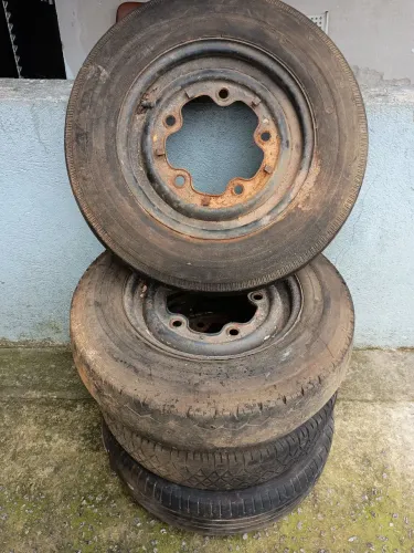 Rodas de Kombi antiga.