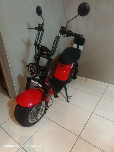 Scooter eletrônica maj Max12 semi nova
