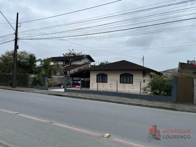 CASA COMERCIAL em Joinville - Santa Catarina, Vila Nova