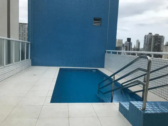 Apartamento para locação e venda com 38m² e 1 dormitório no Boqueirão - Santos/SP