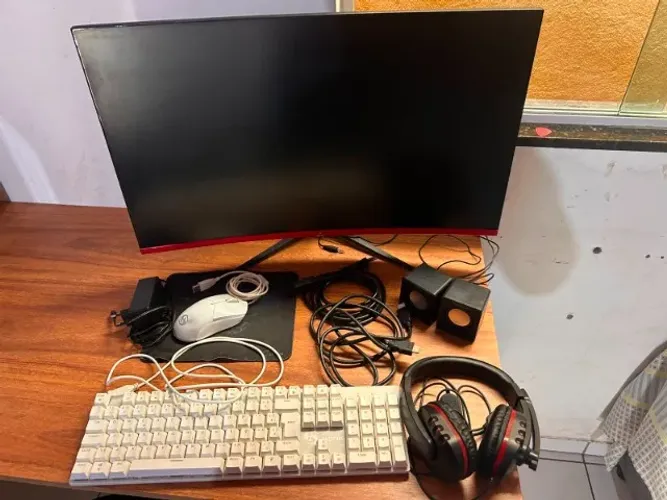 MONITOR + KIT PERIFÉRICOS COMPLETO. PARA VENDER HOJE