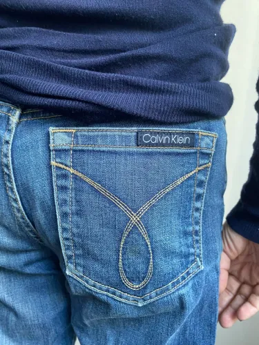 calça jeans calvin klein