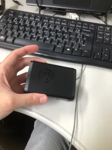 Raspbarry Pi 3 B+ ( com fonte ) pra sair logo