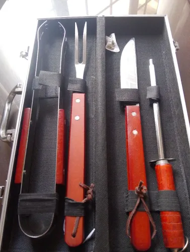 Faqueiro para churrasco novo