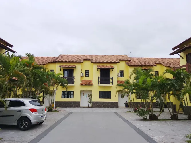 Lindo sobrado Bertioga Indaiá próximo praia duas vagas garagem