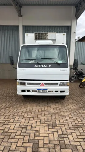 Agrale 8500 TCA com câmera fria