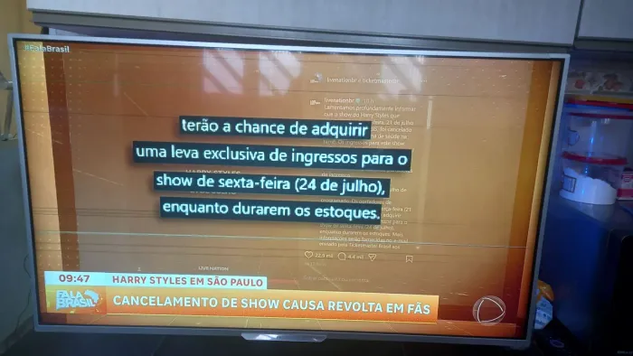 Tv philips 47" com defeito de tela