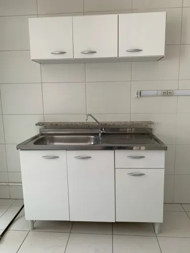 Kit Pia com gabinete + 2 armários de cozinha semi novo em ótimas condições