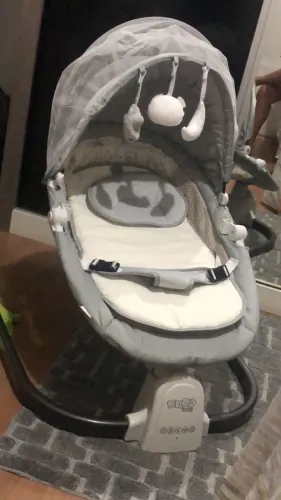 Cadeira de Balanço Maxi Baby Elétrica Bluetooth + Controle (Nova)