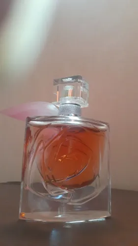 Perfume la vie est belle rose extraordinaire