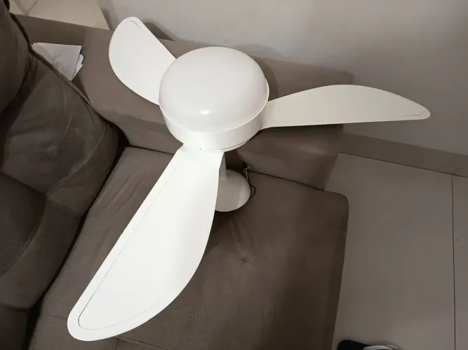 Ventilador de teto com lâmpada Ventisol