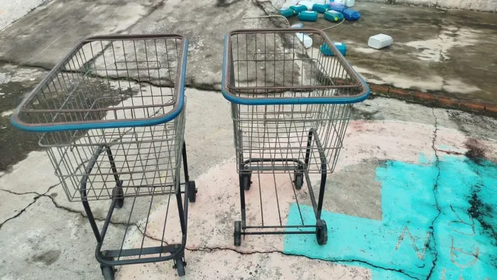 Carrinho de mercado ou condomínio