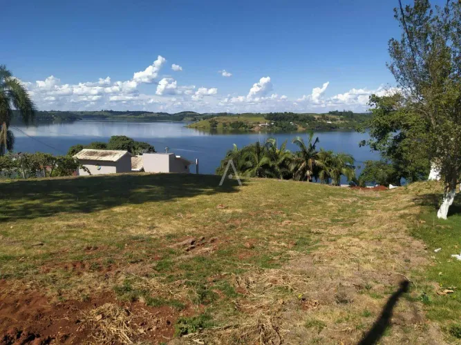 Terreno à venda no Loteamento Marina Portal do Sol, em Nova Prata do Iguaçu/PR.