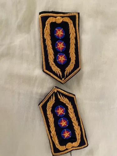 Luginha TL (ombreira turma líder) Colégio militar