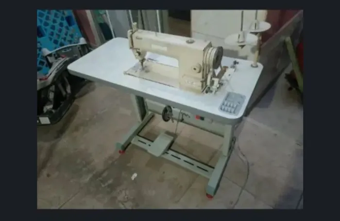Máquina de Costura motor e cabeçote singer